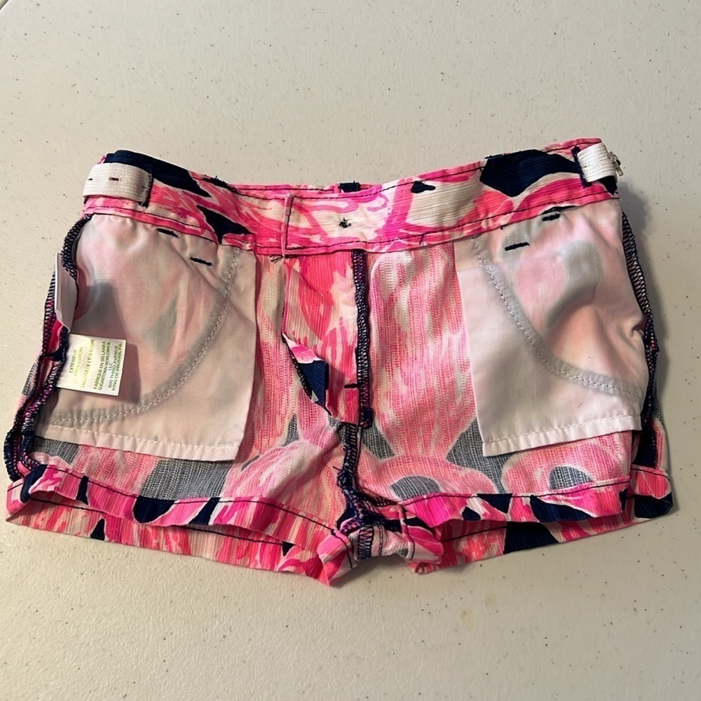 🛍️BOGO FREE Lilly Pulitzer girls shorts Via Amor navy blue with flamingos size 5 - Picture 4 of 6